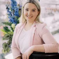 Passionate and experienced French tutor